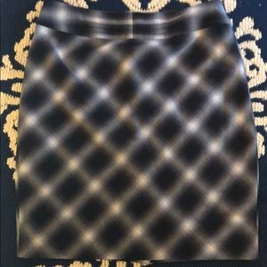 The Limited Geometric Skirt- 14